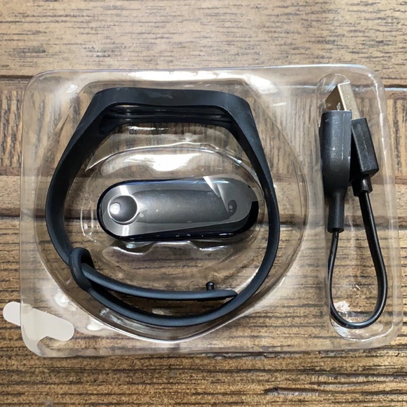 Digital Watch with Fitness Band - Picture 3 of 3